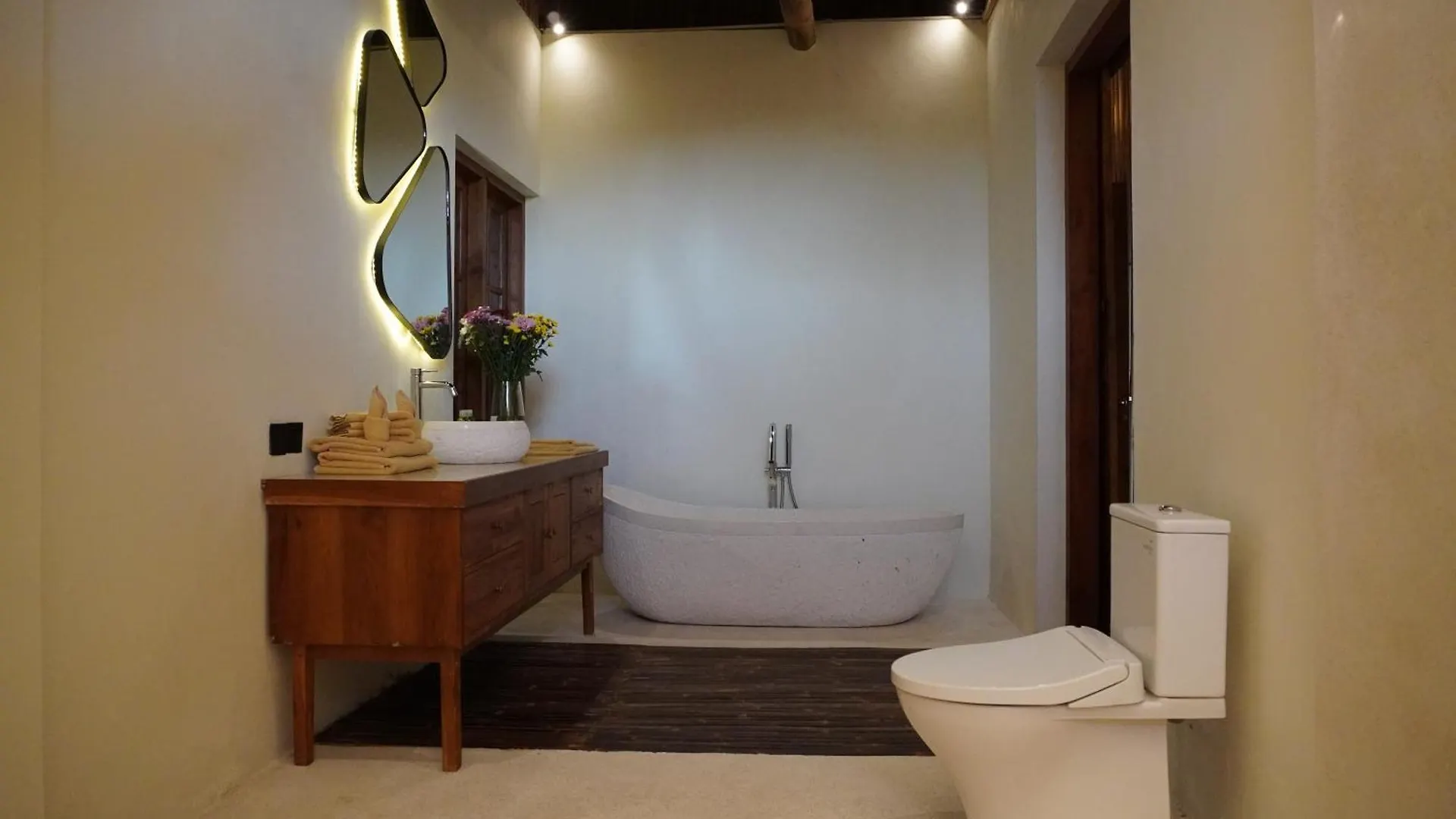 Bamboo Estate Legian Villa 0*, Legian (Bali)